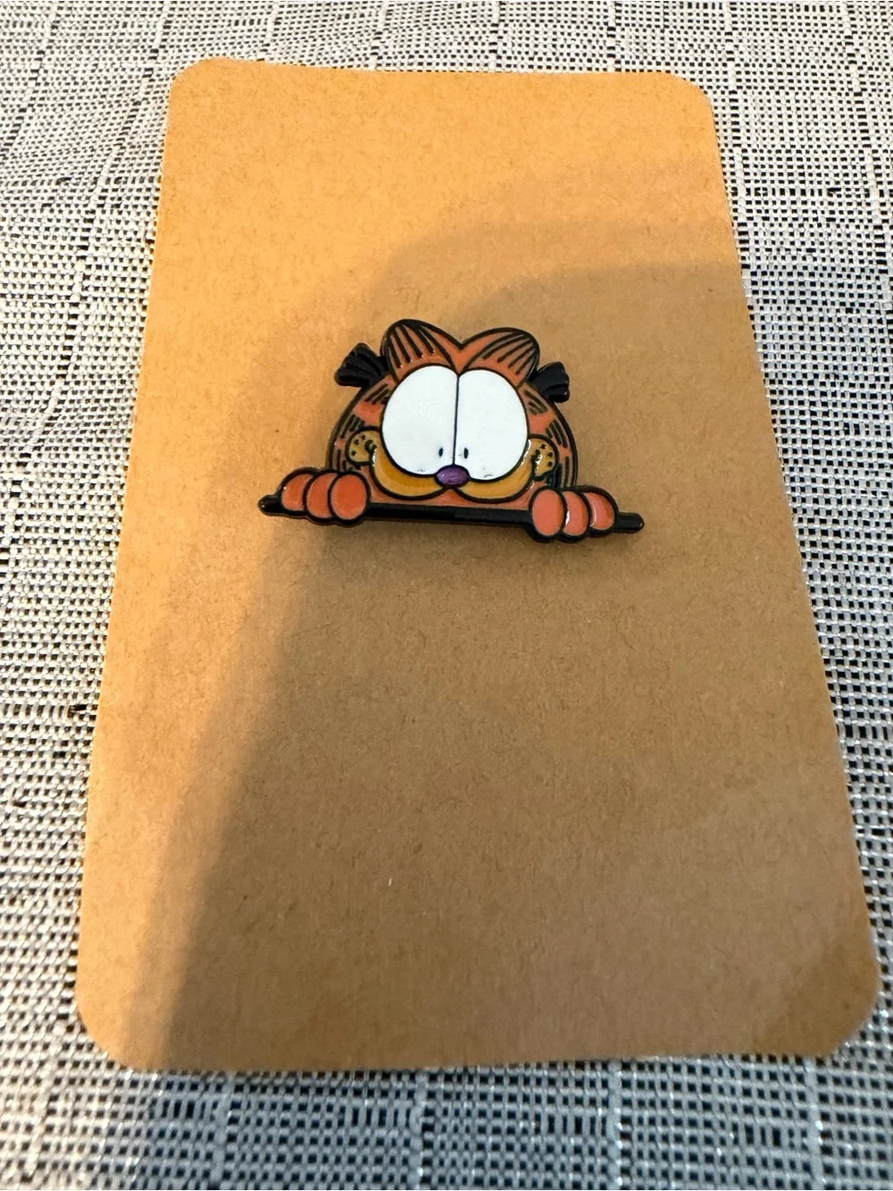 Garfield Enamel Pin - Peeking Pose in Orange